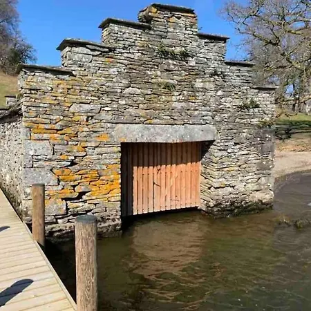 Apartment Staintons, In Centre, Access *