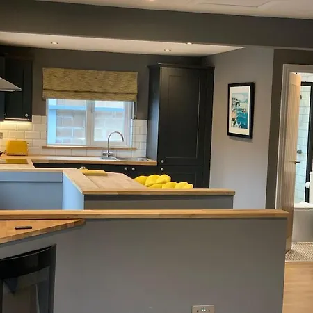 Διαμέρισμα Staintons, In Centre, Access *